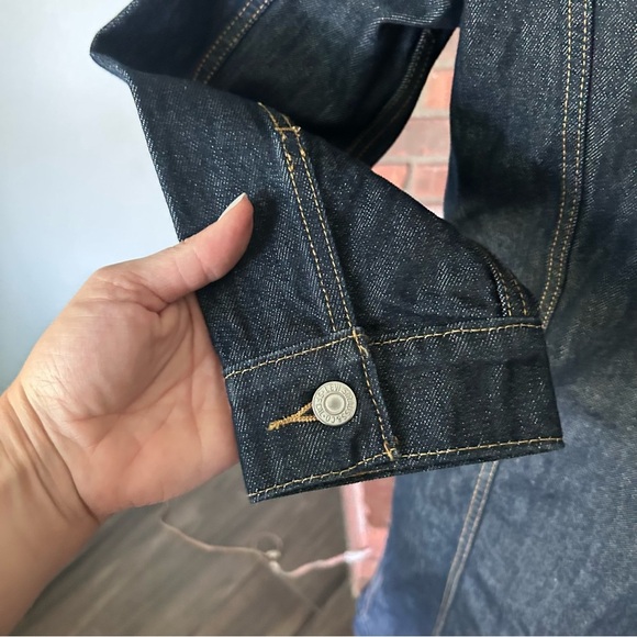 Levis Extra Long Denim Trucker Jacket Dark Wash Sz S - Picture 10 of 12